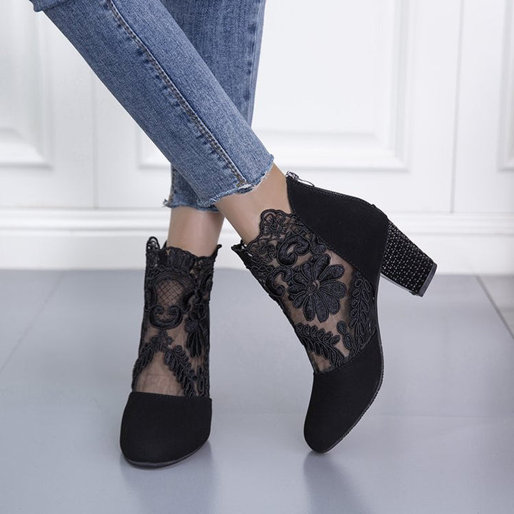 Size 10.5 Women's Black Lace Embroidered Ankle Boots