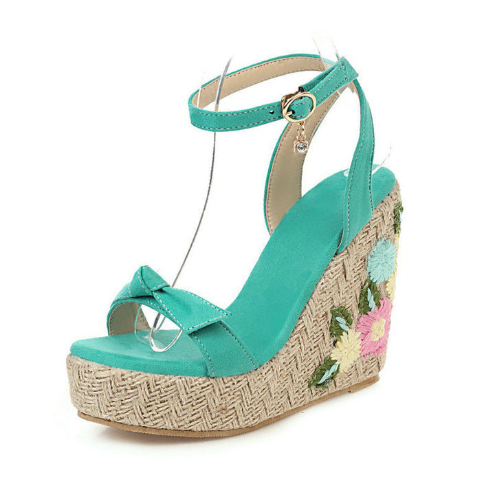 Size 13 cute flower carved espadrille platform wedge sandals with ankle strap