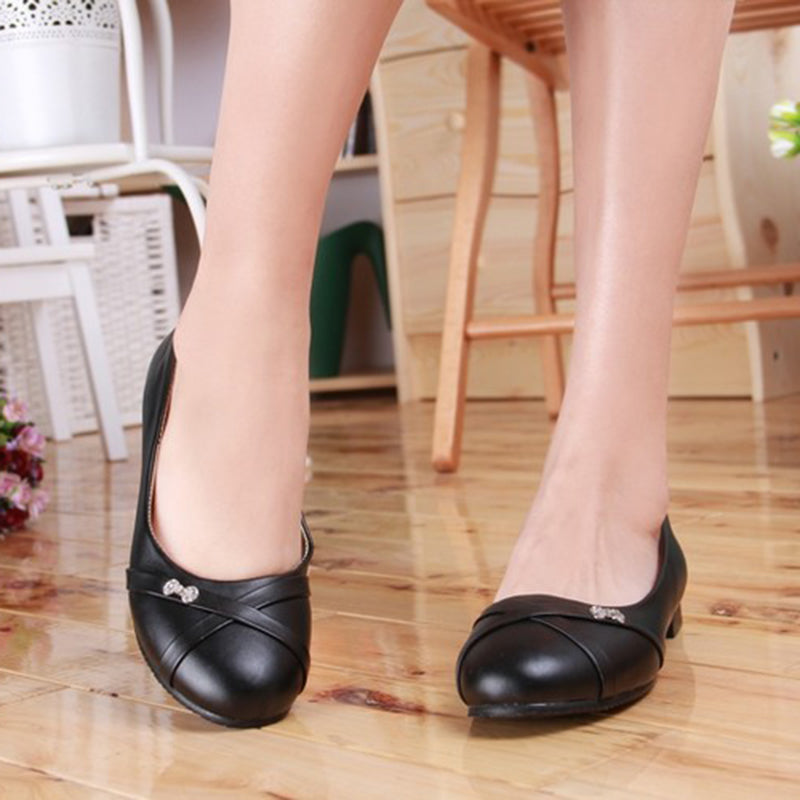 size 13 women flats metal crisscross round toe slip on cute flats